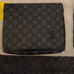 Louis Vuitton Black Monogram Eclipse Messenger Bag